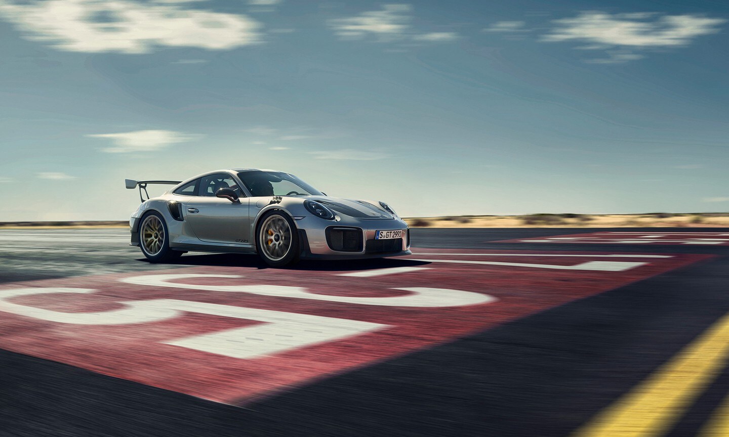 2019Porsche911GT21.jpg