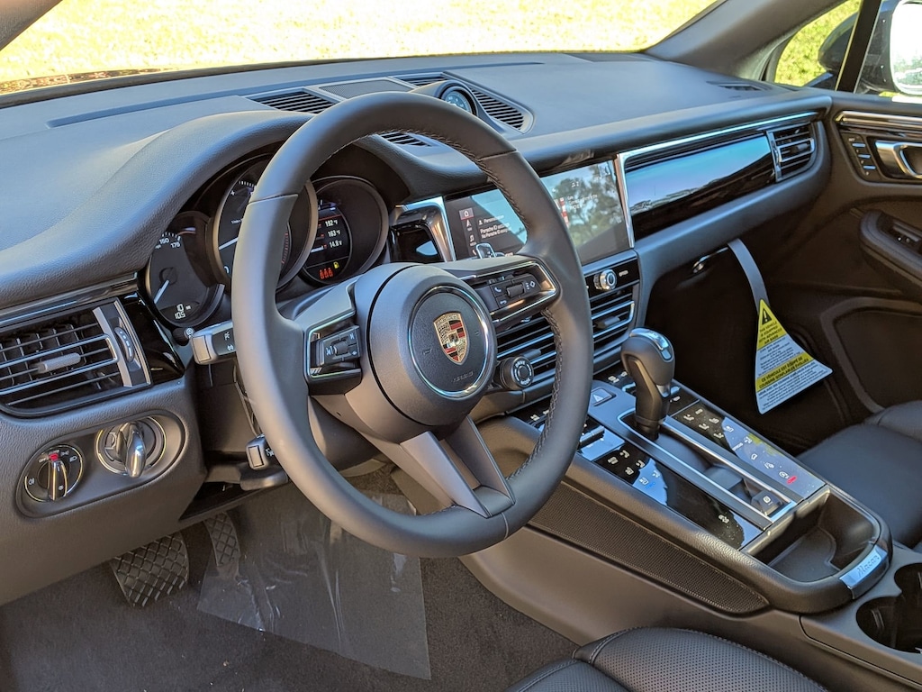 New 2026 Porsche Macan SUV