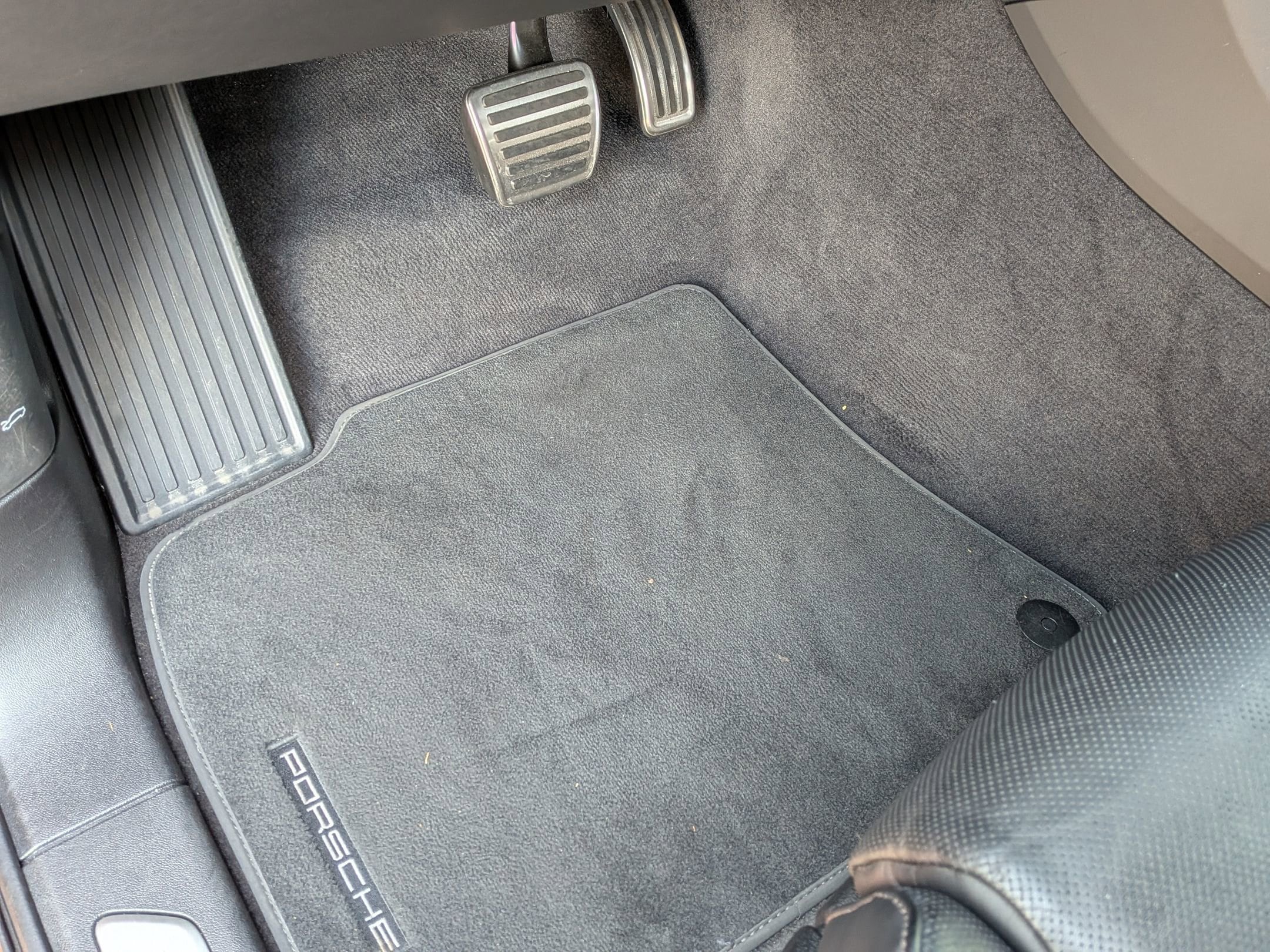 2025 Porsche Cayenne E-Hybrid photo 6