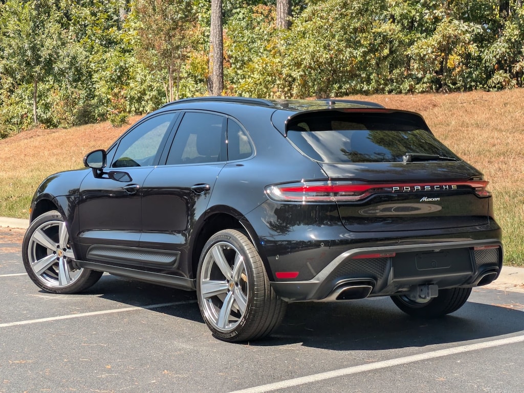 Certified 2024 Porsche Macan  SUV