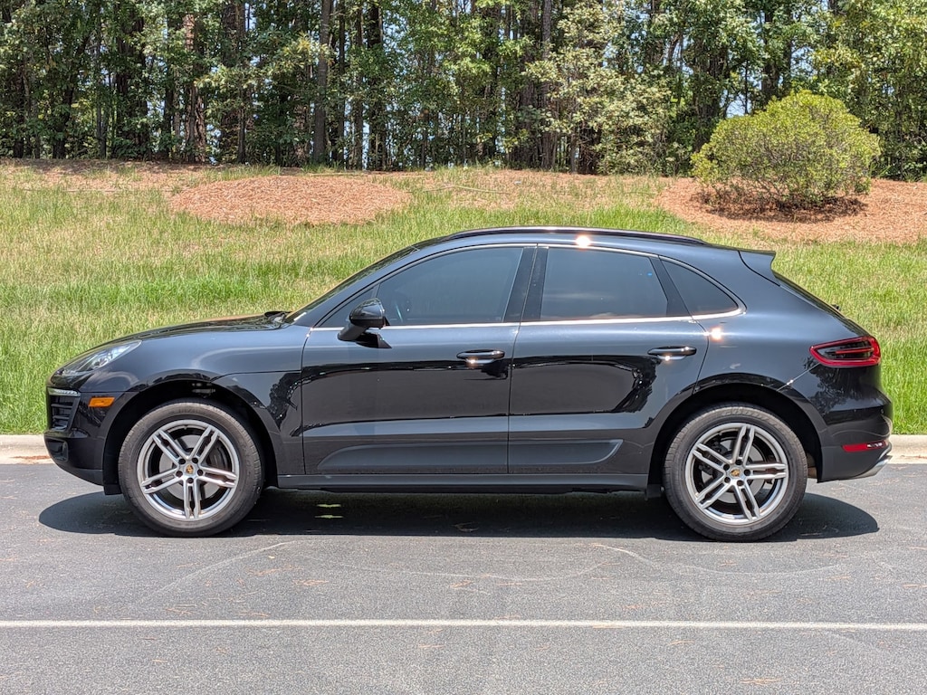 Used 2017 Porsche Macan SUV