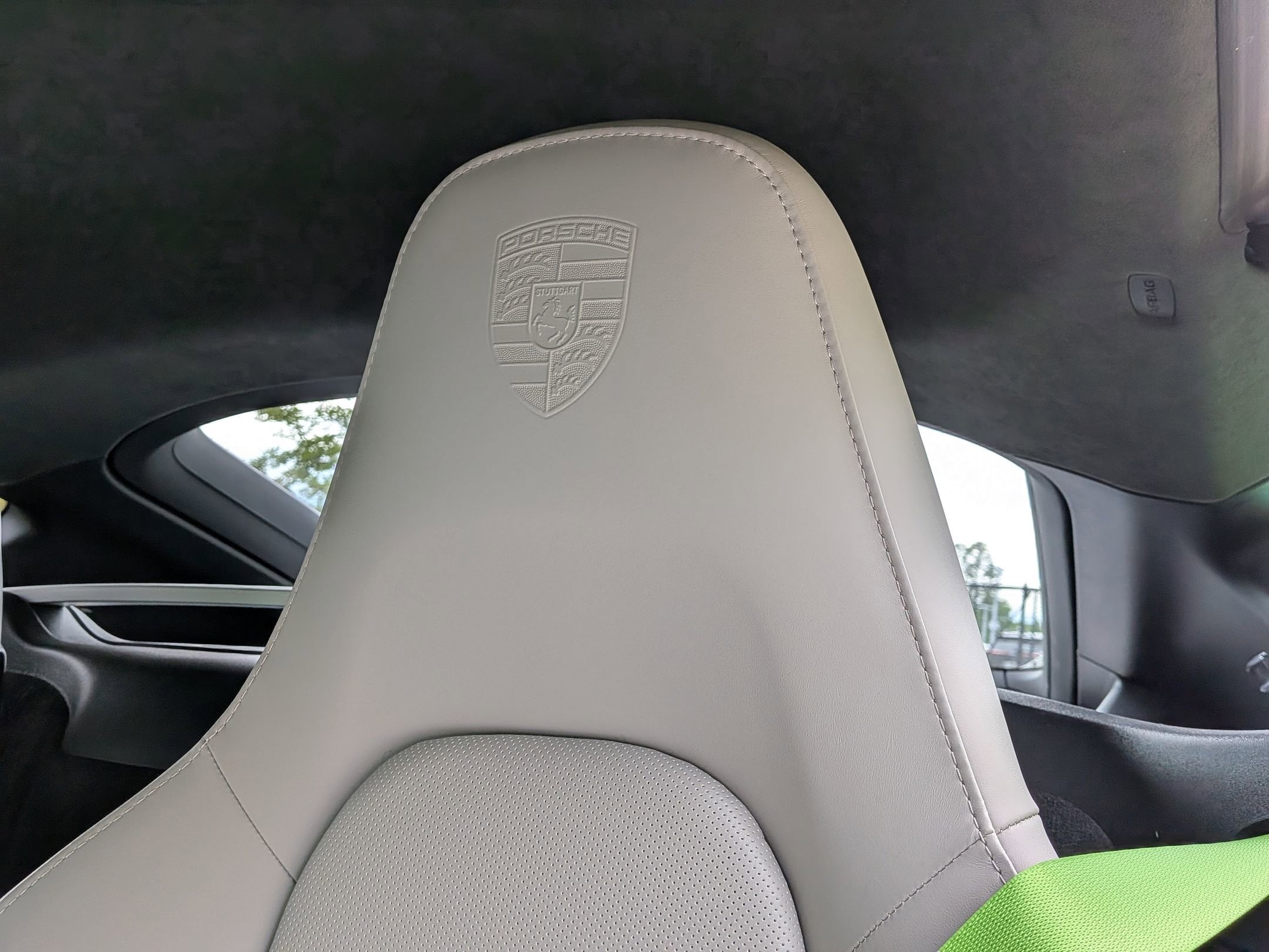 2023 Porsche 718 Cayman GTS 4.0 photo 4