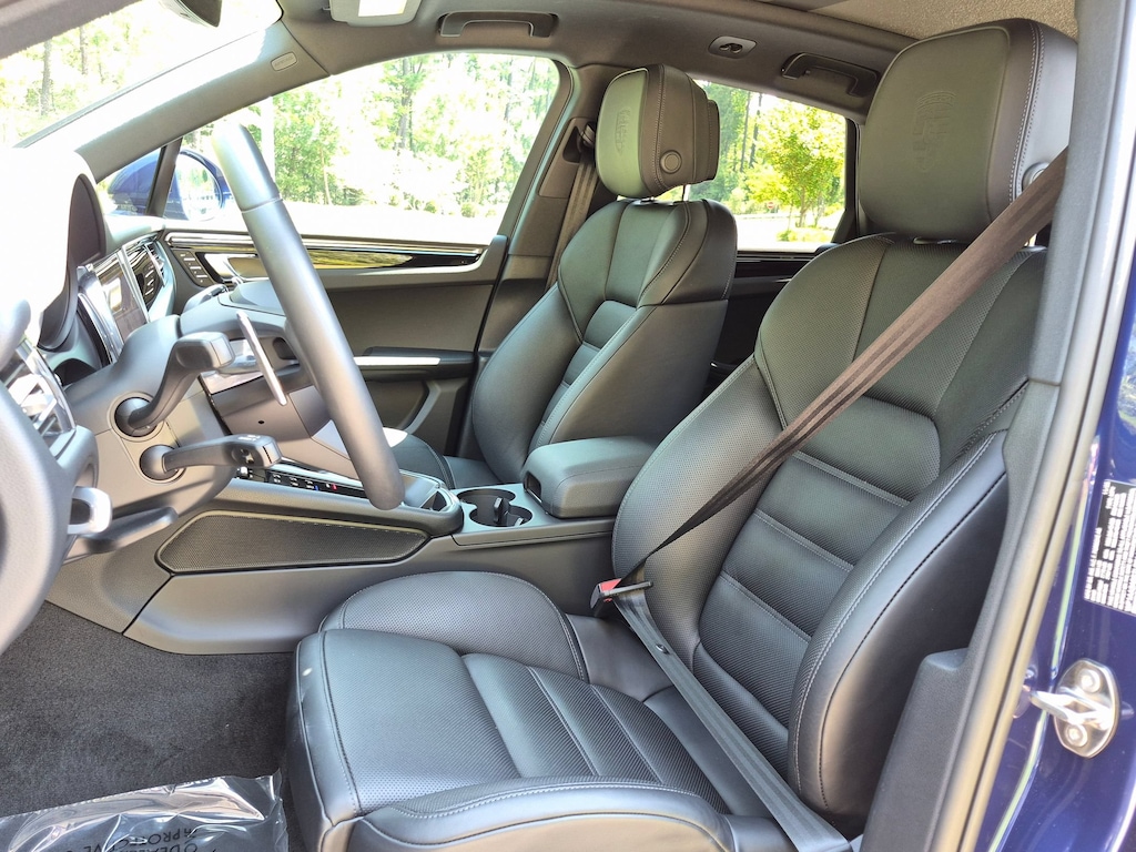 Certified 2026 Porsche Macan SUV