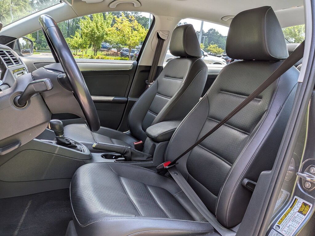 Used 2018 Volkswagen Jetta 1.8T SEL Sedan