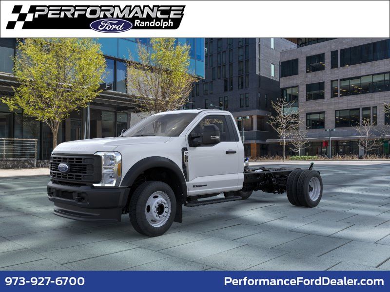 2025 Ford F-550 Super Duty Chassis Cab