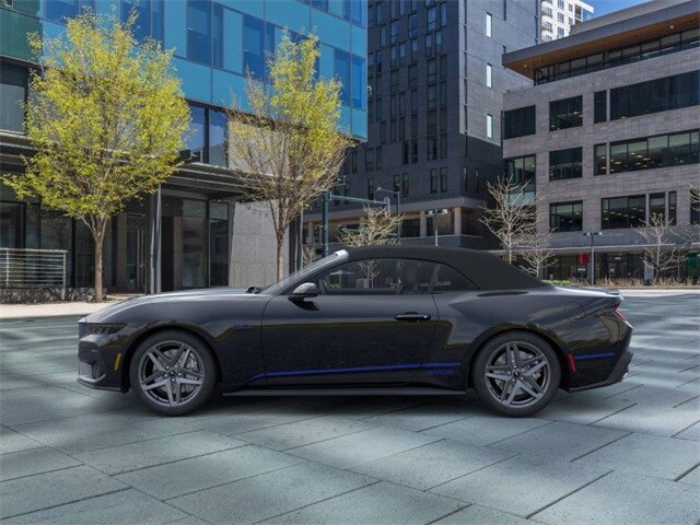 2025 Ford Mustang GT Premium Convertible photo 3