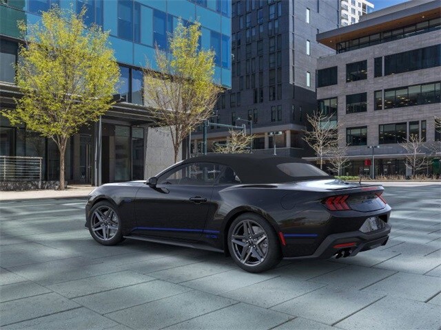 2025 Ford Mustang GT Premium Convertible photo 4