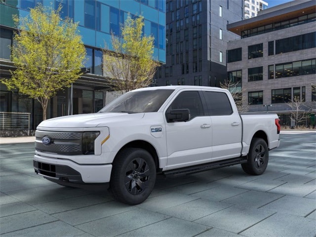 2025 Ford F-150 Lightning Flash's photo