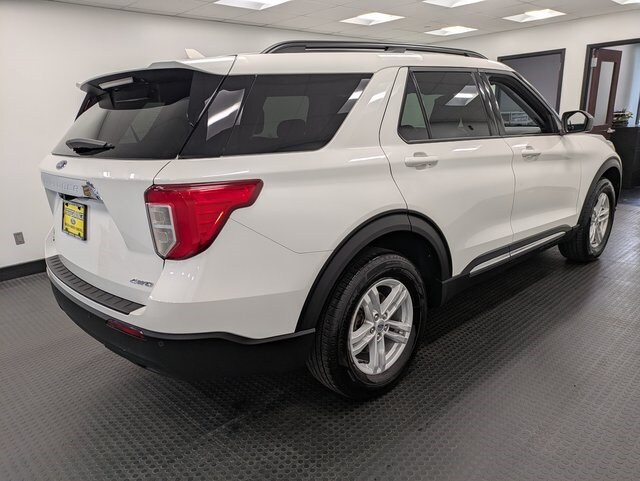 2023 Ford Explorer XLT photo 4