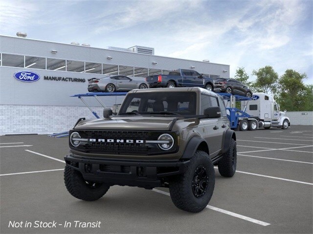 2025 Ford Bronco Badlands photo 2