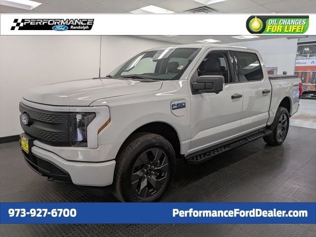 2024 Ford F-150 Lightning Truck 