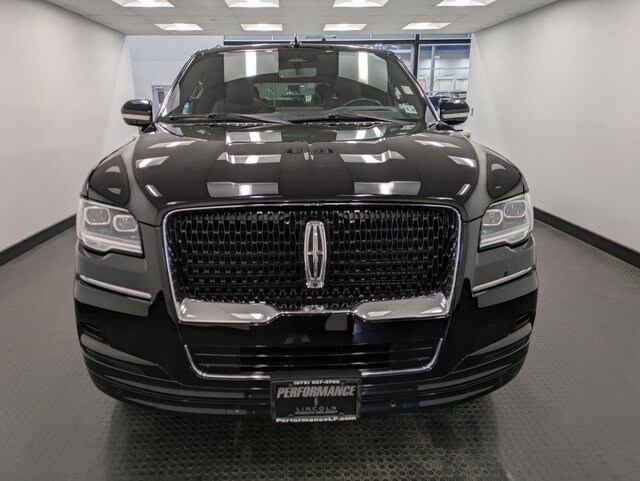 2022 Lincoln Navigator Reserve photo 2