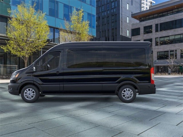 2024 Ford Transit photo 3