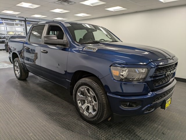 2024 Ram 1500 Tradesman photo 3