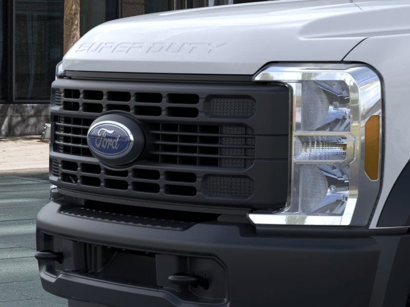 2025 Ford F-550 Super Duty Chassis Cab XL - Photo 17