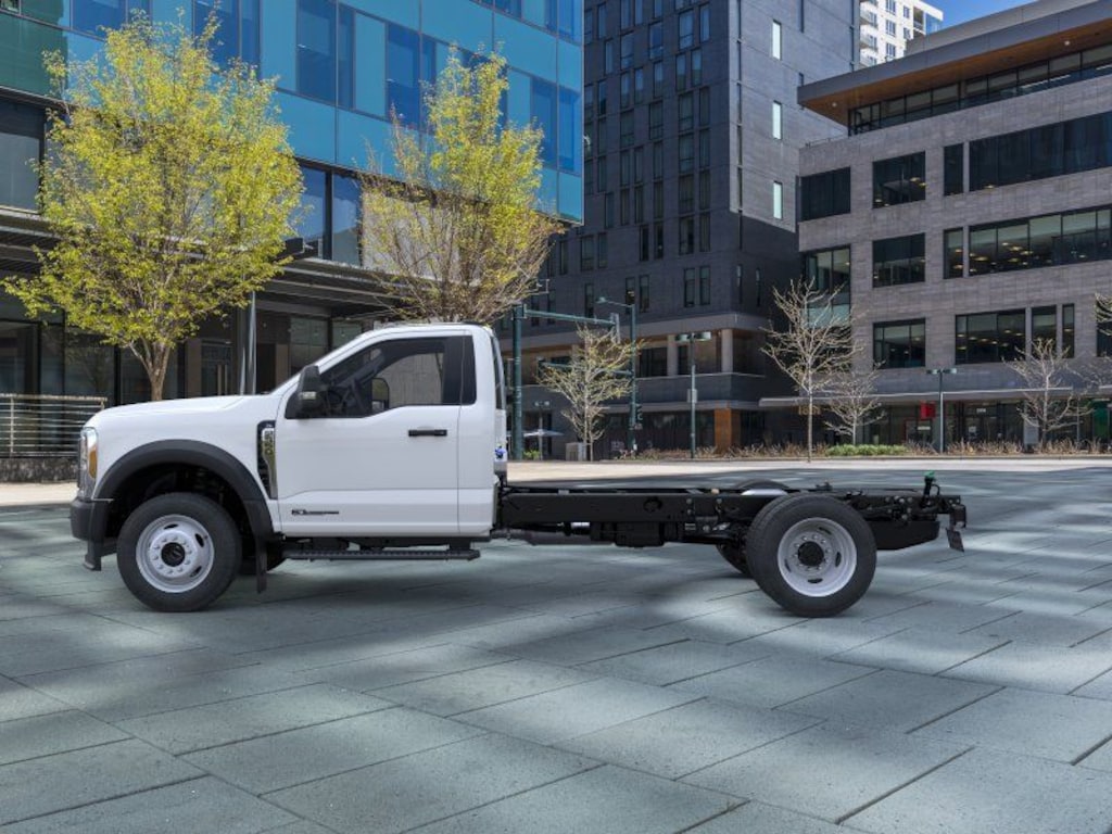 New 2025 Ford F-550SD XL Chassis