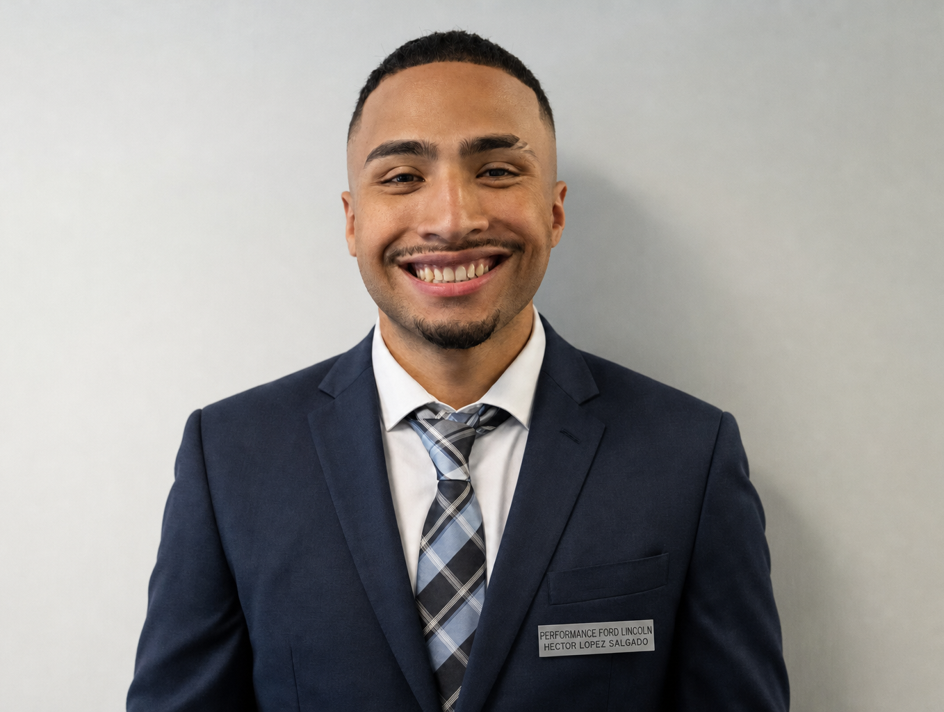 Staff member Hector Salgado from ID_79c686bb6799