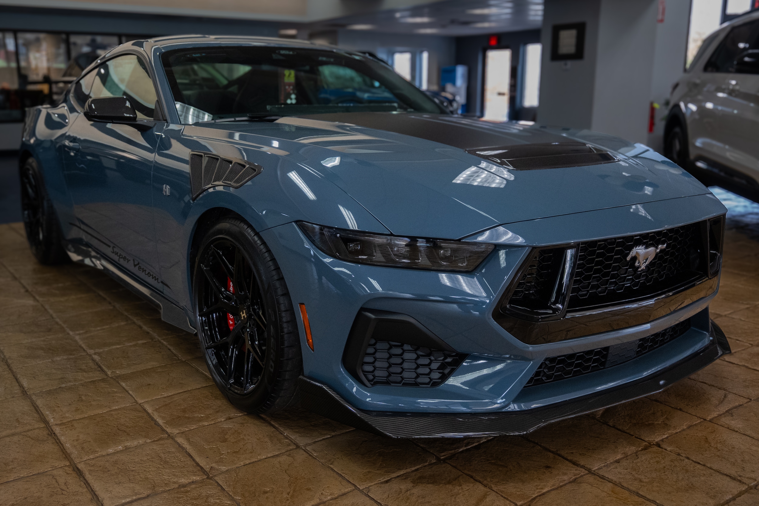 2025 Ford Mustang GT Premium's photo