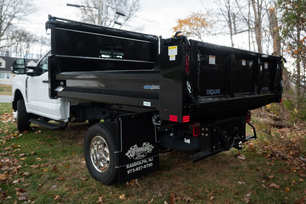New 2024 Ford F-350SD XL Chassis
