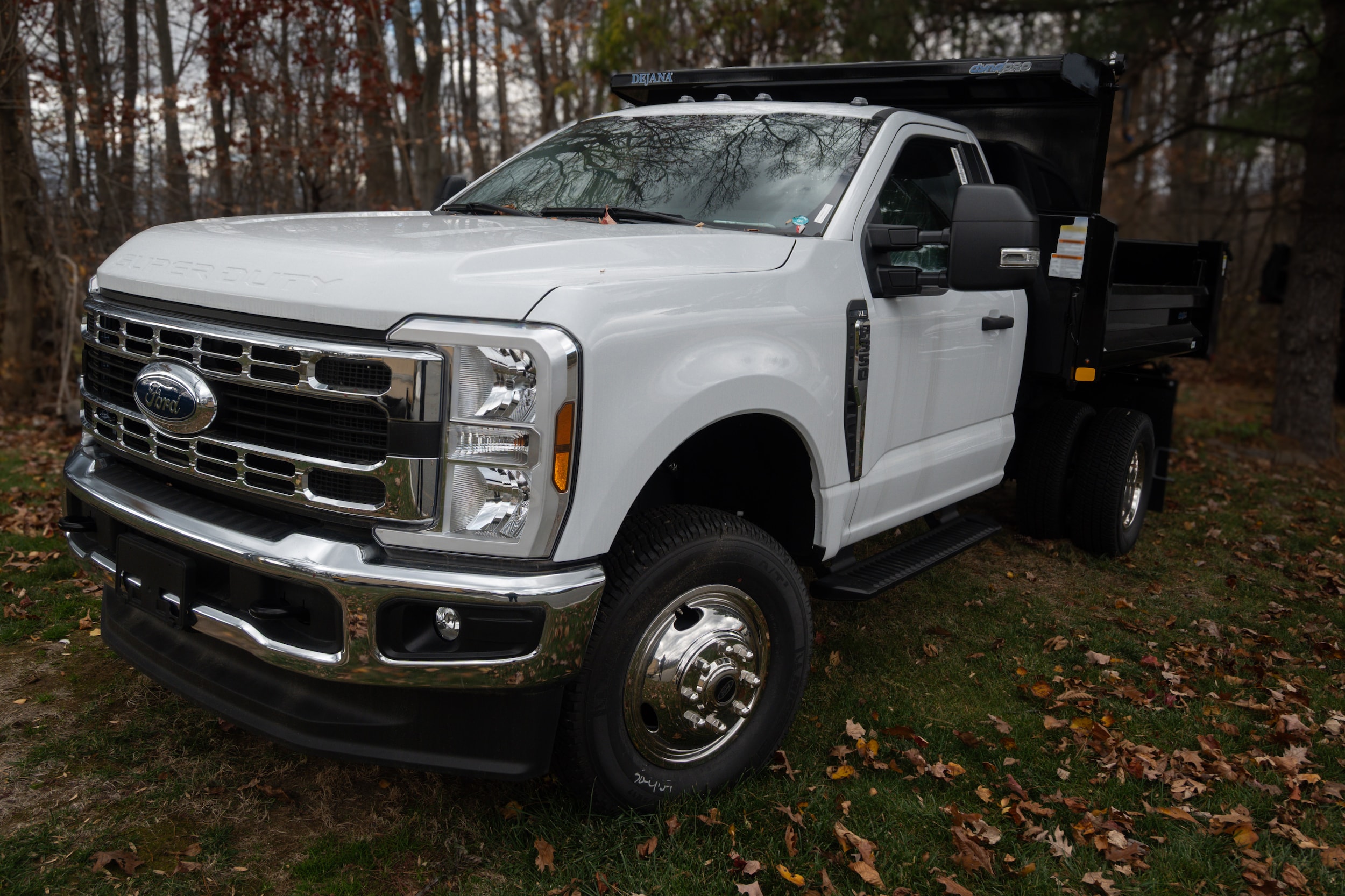 2024 Ford F-350 Super Duty Chassis Cab XL's photo