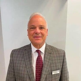Staff member Jim Pesce from ID_b7e42c36de42