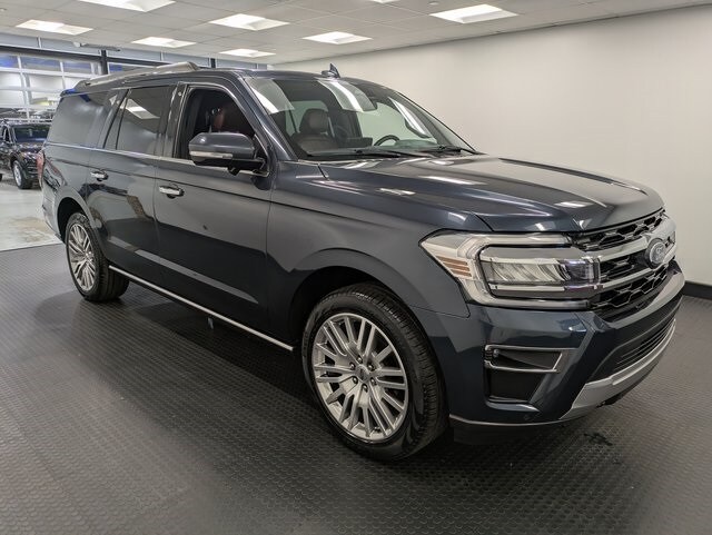 2022 Ford Expedition MAX Limited photo 3