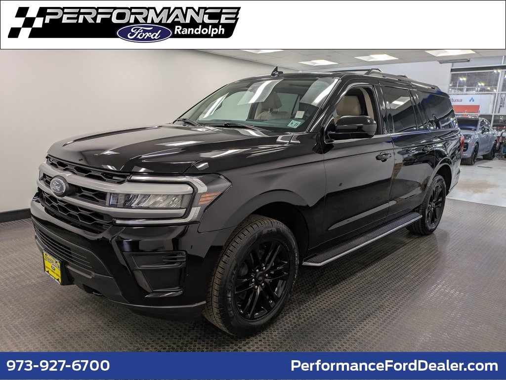 2022 Ford Expedition XLT's photo