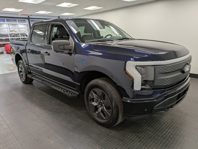 2024 Ford F-150 Lightning photo 3