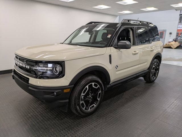 2024 Ford Bronco Sport Outer Banks's photo