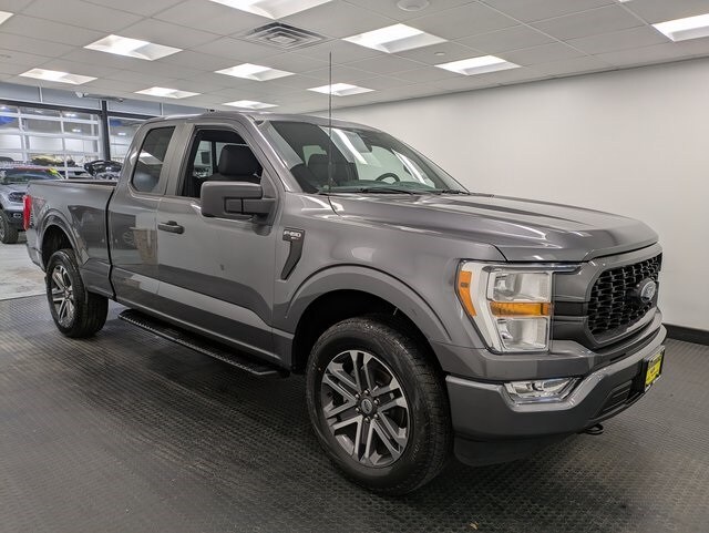 2022 Ford F-150 XL photo 3