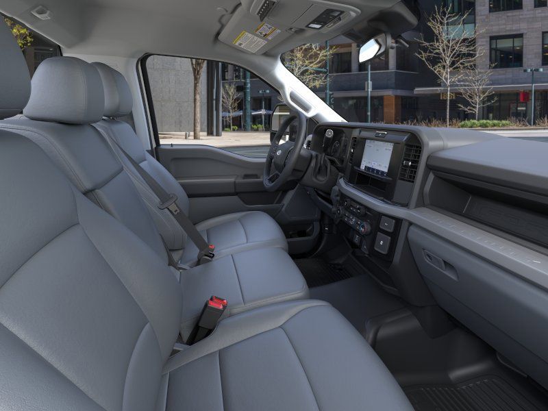 2025 Ford F-550 Super Duty Chassis Cab XL - Photo 11