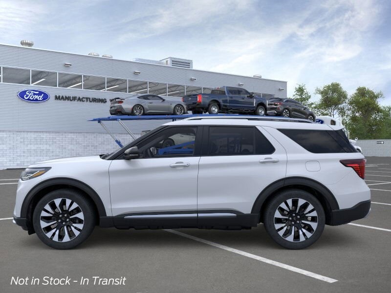 2026 Ford Explorer Platinum photo 3