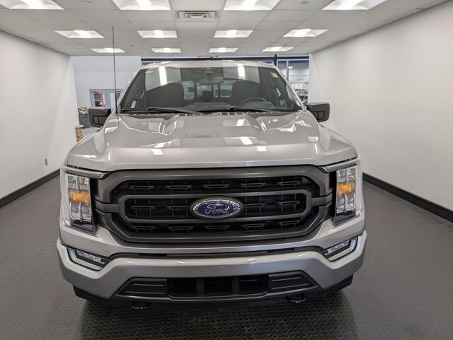 2023 Ford F-150 XLT photo 2