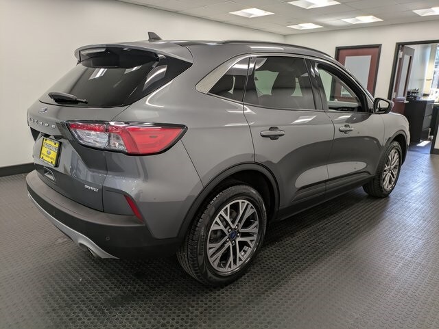2022 Ford Escape SEL photo 4