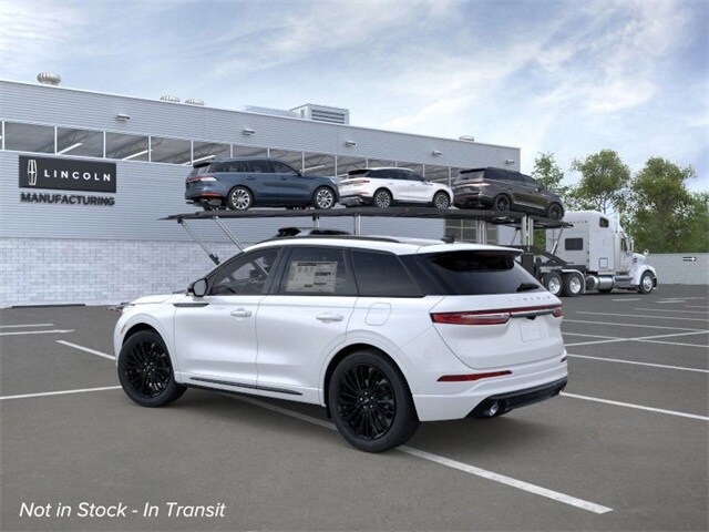 2026 Lincoln Corsair Reserve photo 2