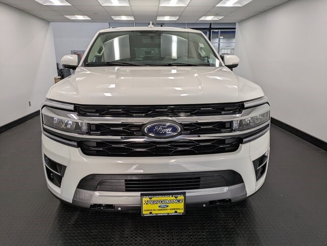2022 Ford Expedition Limited photo 2