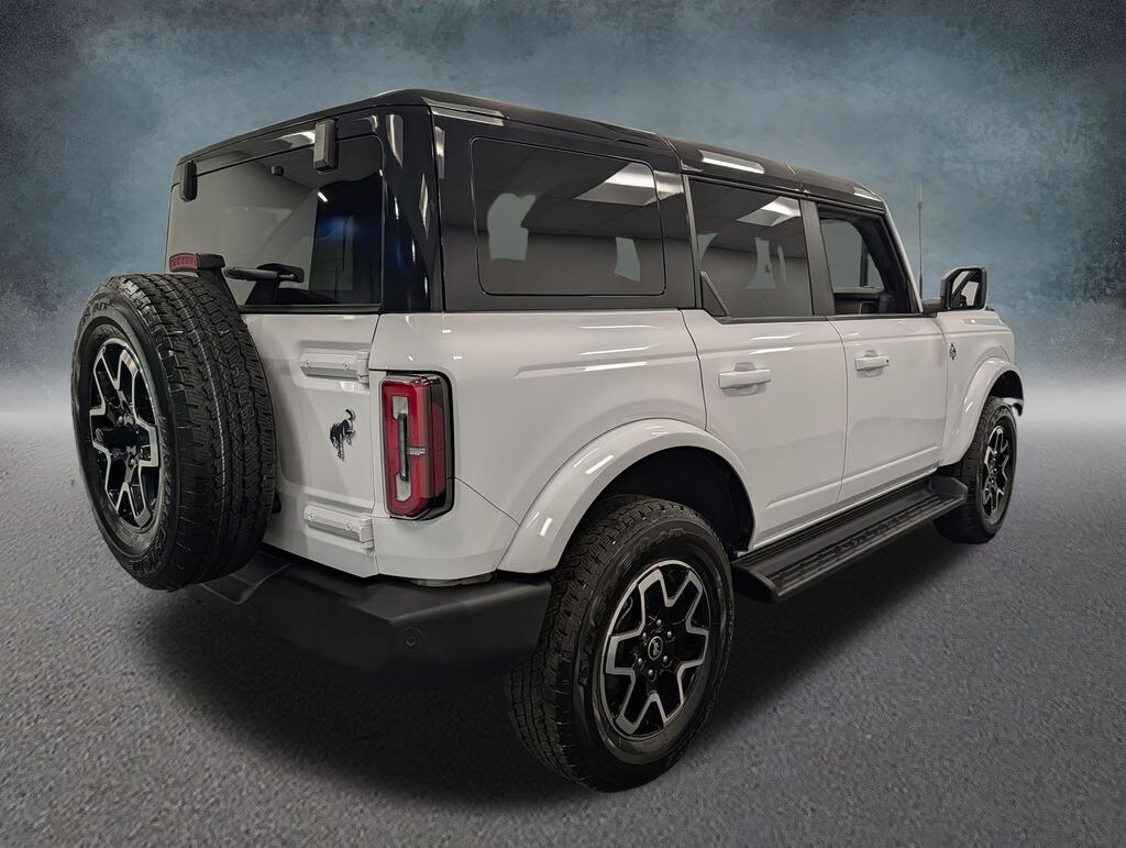 Used 2025 Ford Bronco Outer Banks SUV