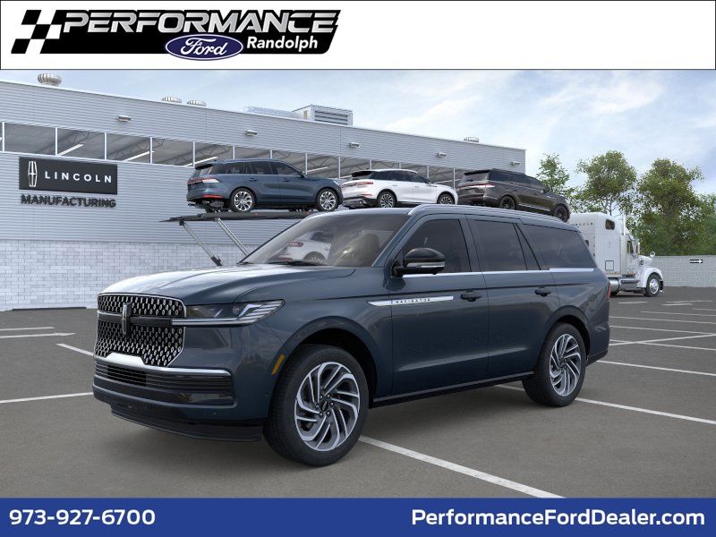 2026 Lincoln Navigator Reserve 4WD's photo