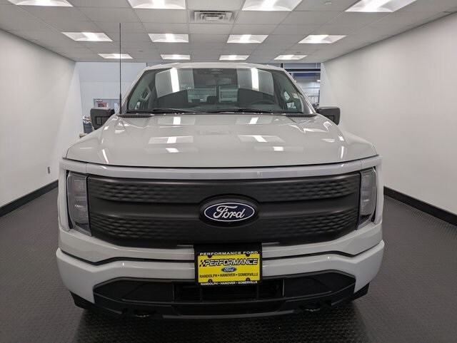 2024 Ford F-150 Lightning XLT photo 2