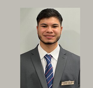 Staff member Michael Santos from ID_3425f1359381