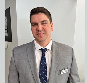 Staff member DAVID MALAFATOPOULOS from ID_dfb5e6c8c574