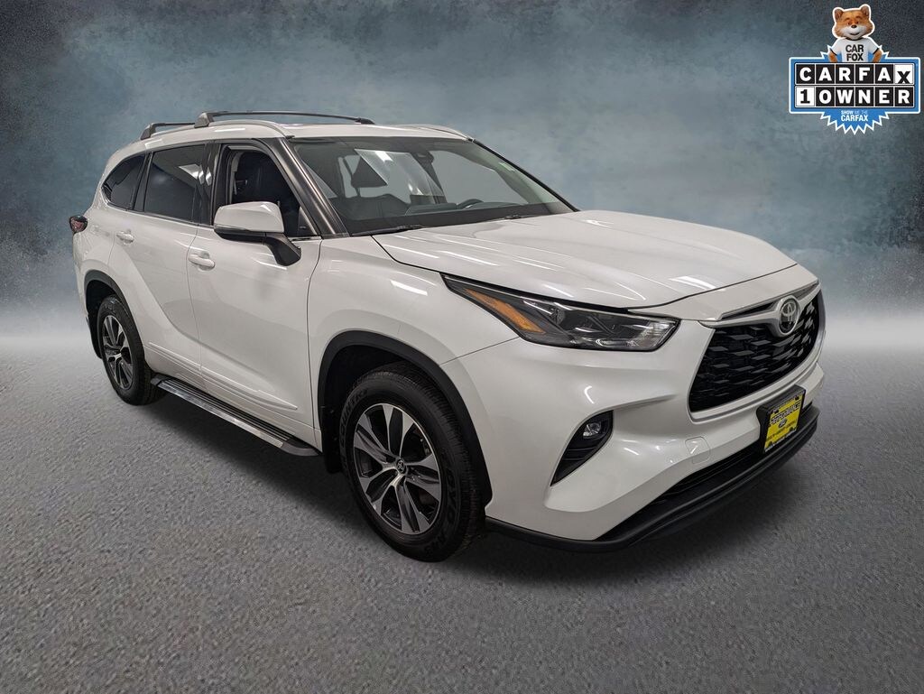 Used 2022 Toyota Highlander XLE SUV