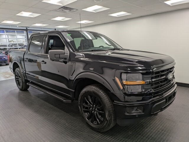 2024 Ford F-150 XLT photo 2