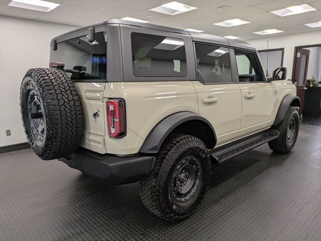 2025 Ford Bronco Outer Banks photo 4