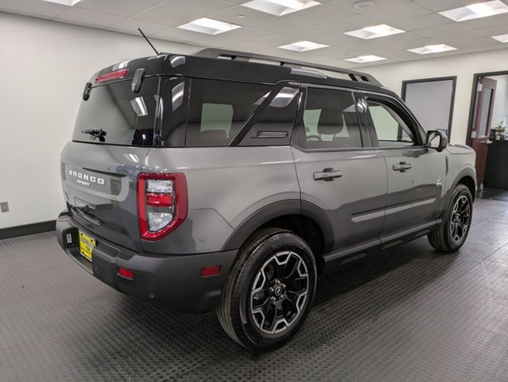 Used 2025 Ford Bronco Sport Outer Banks SUV