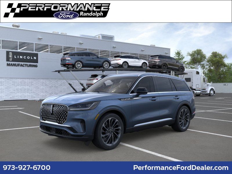2026 Lincoln Aviator Reserve AWD's photo
