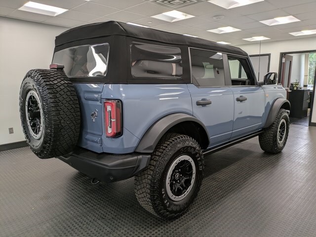 2024 Ford Bronco Badlands photo 4