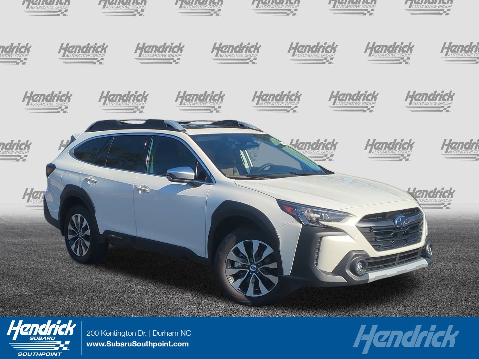 2025 Subaru Outback Touring's photo