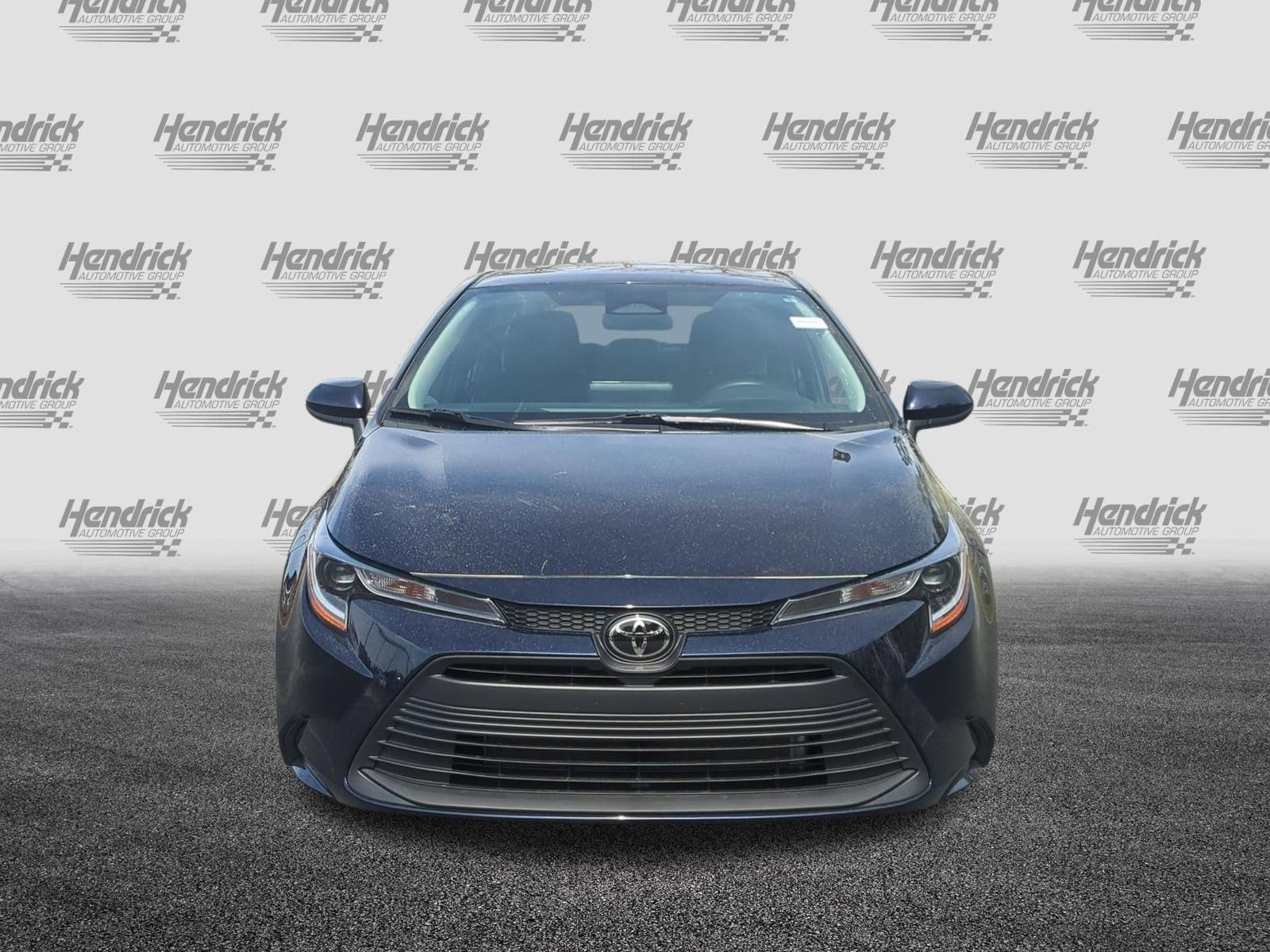 2024 Toyota Corolla LE photo 2