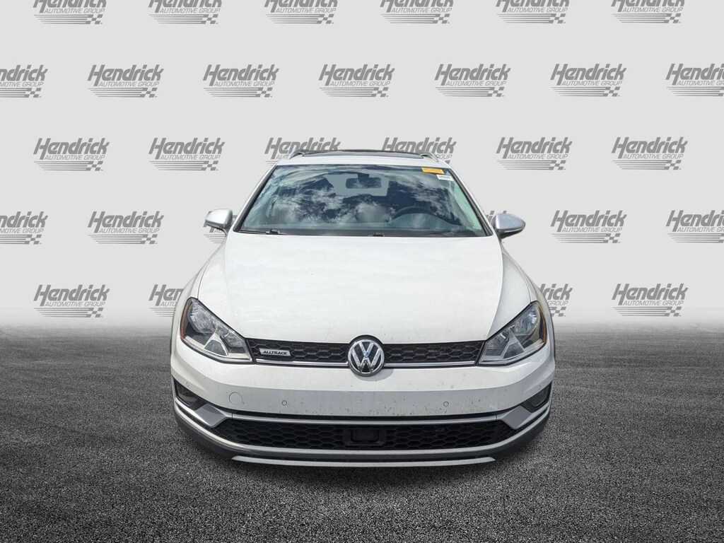 Used 2017 Volkswagen Golf Alltrack TSI SE Wagon